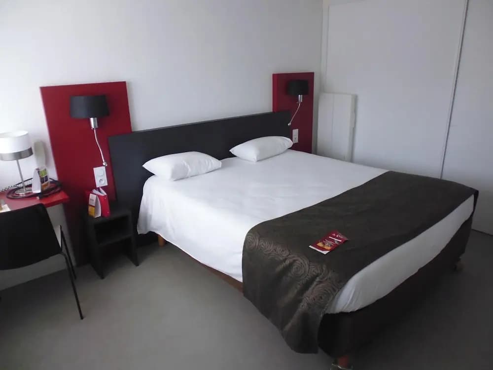 Brit Hotel Mayenne - Photo 5