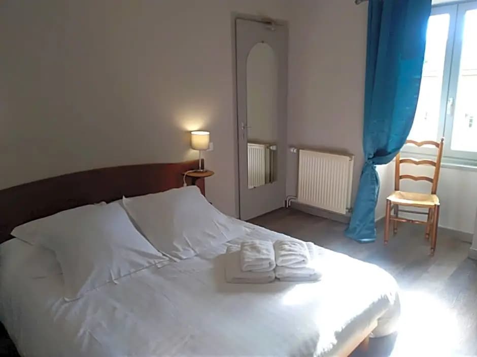 Logis Le Relais de Thézillieu - Photo 3
