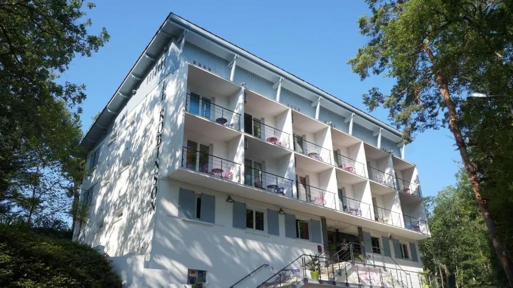 Hôtel Robinson - Photo 1