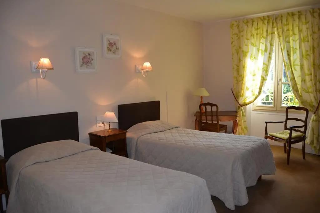 Hôtel Le Cro-Magnon - Photo 3