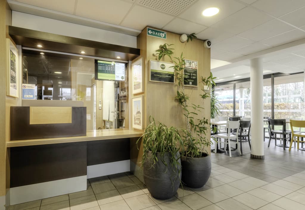 B&B HOTEL Arras - Photo 2