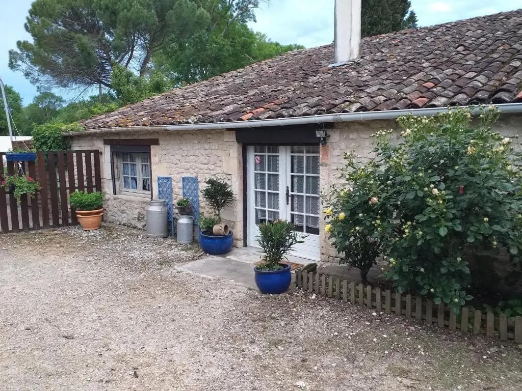 Gites des Demeures de la Laigne - Miniature 6