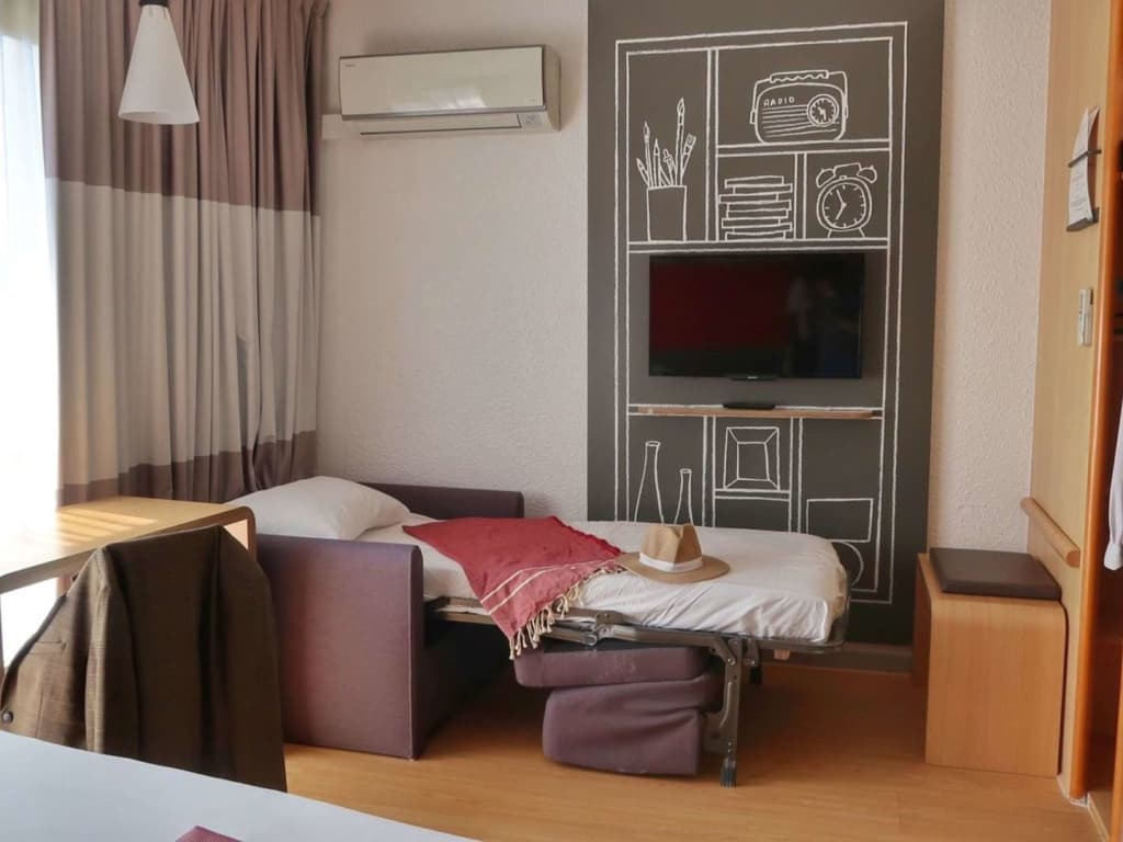 ibis Cannes Plage La Bocca - Miniature 7