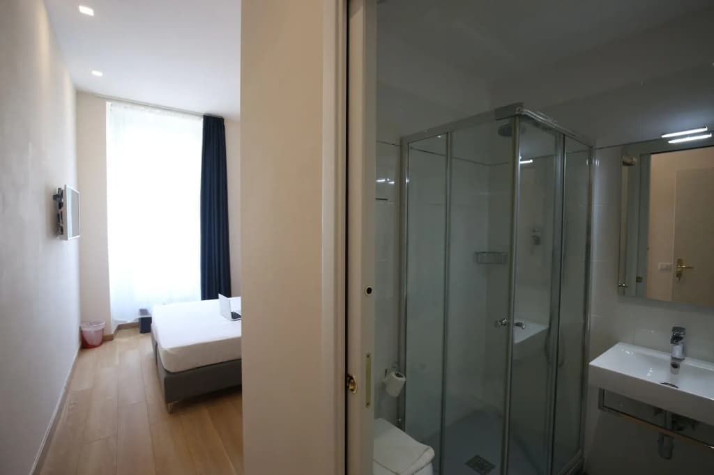 Boutique Hotel Neptune Nice - Miniature 8