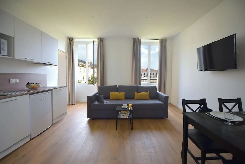 Hôtel Continental - Photo 4