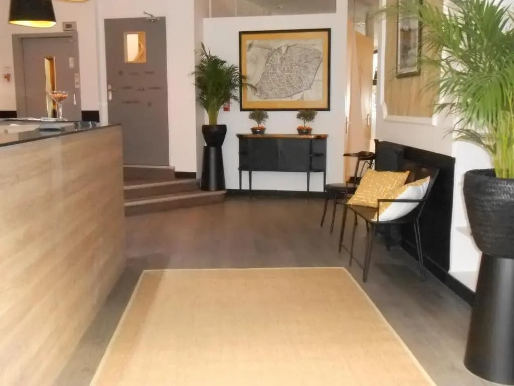 Regina Hotel - Photo 2