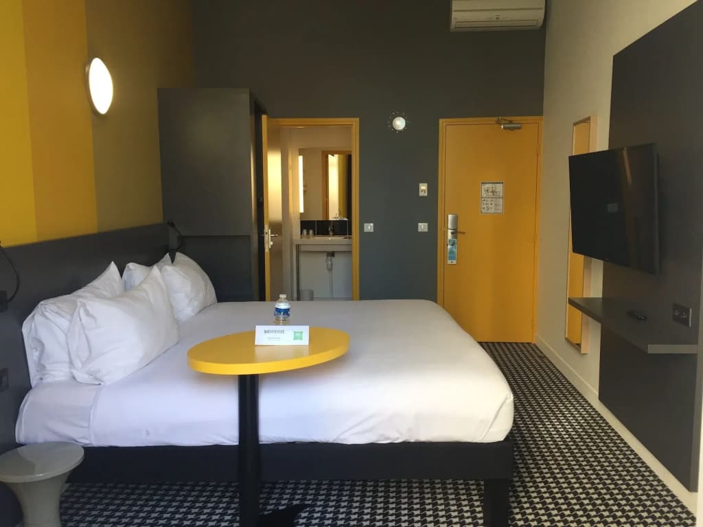 Hôtel Ibis Styles Marseille Vieux Port - Photo 4