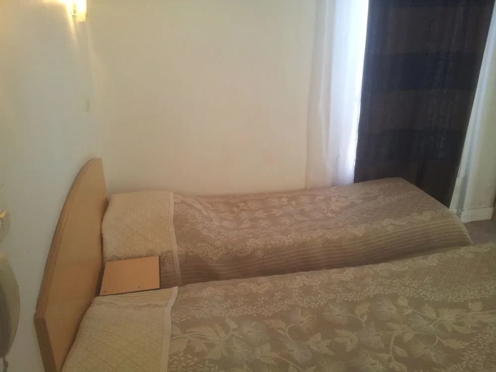 Ideal Hotel - Miniature 6