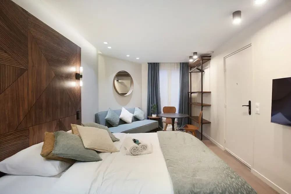 Modern Suite Center of Paris Montmartre - Miniature 6