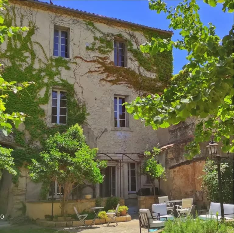 La Vigneronne des Costières - Photo 1