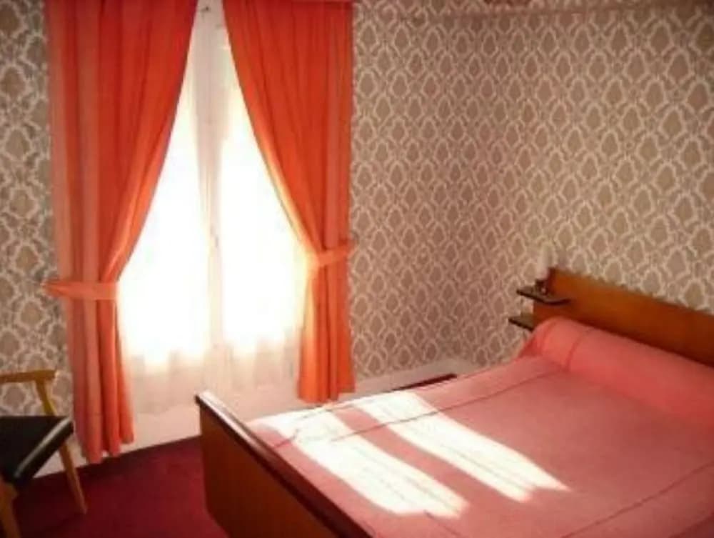 Hotel Restaurant du Tourisme - Photo 2