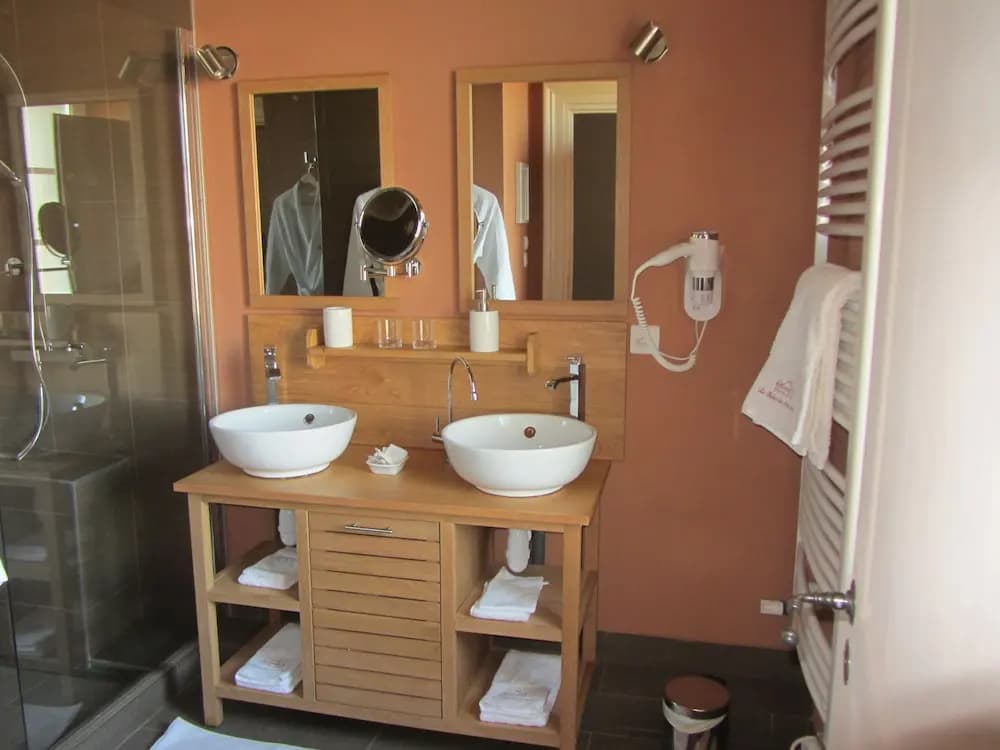 Le Relais des Deux Tours - Miniature 8
