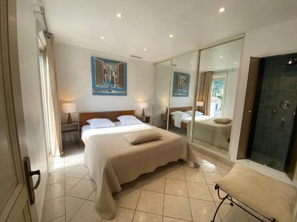 Magnifique maison de village 95m2 avec piscine privée - Photo 2