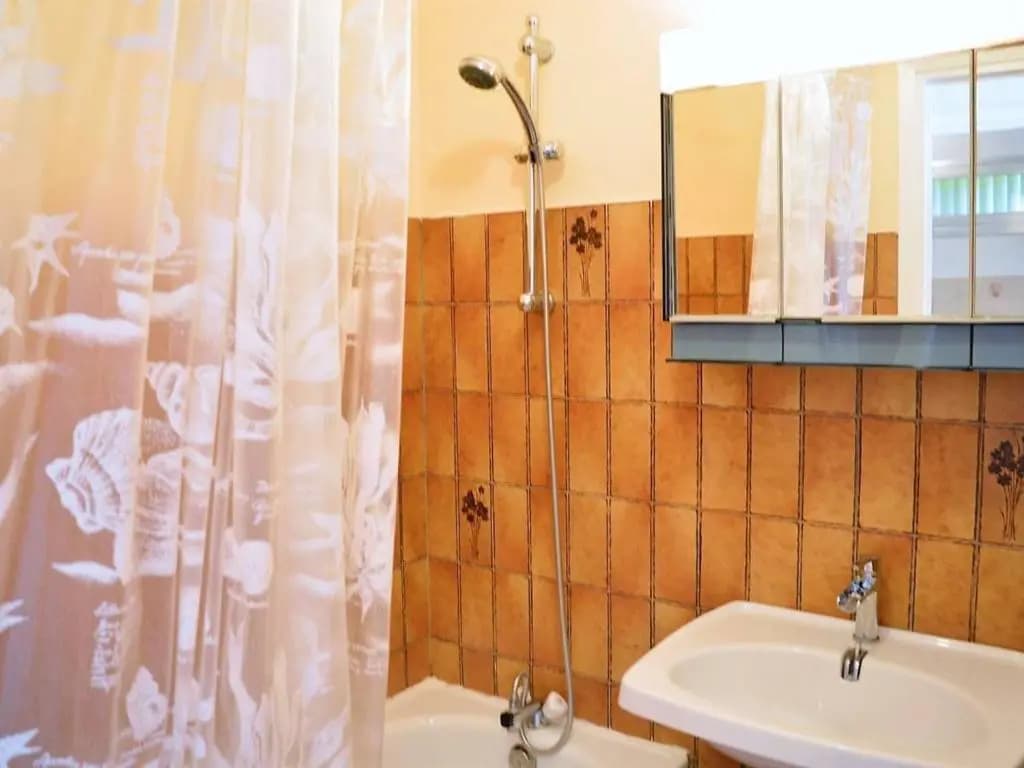 Appartement Le Lavandou, 1 pièce, 3 personnes - FR-1-251-31 - Miniature 6