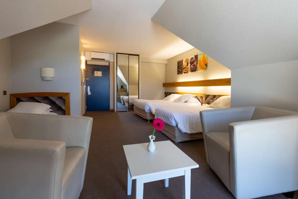 Best Western Le Relais de Laguiole Hotel & Spa - Photo 4