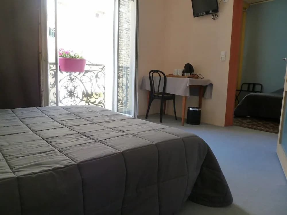 Hotel Restaurant Les Paquebots - Photo 2