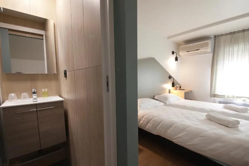 Brit Hotel Essentiel Arverne Clermont Sud - Photo 4