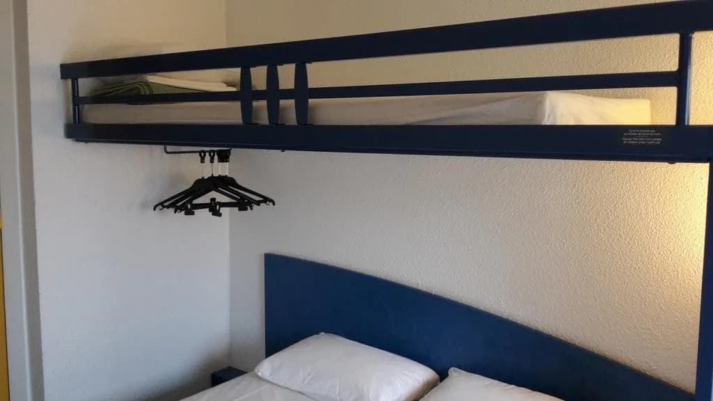 ibis budget Lille Lesquin Aéroport - Photo 4