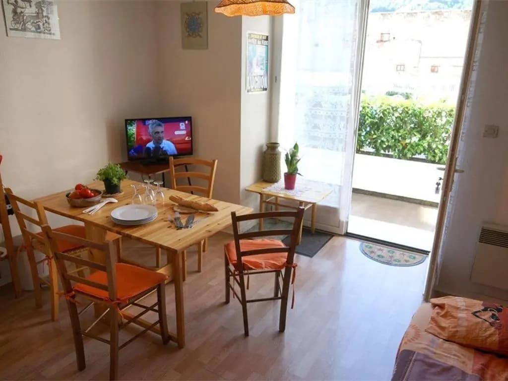 Appartement Bagnères-de-Luchon, 2 pièces, 4 personnes - FR-1-313-152 - Miniature 6