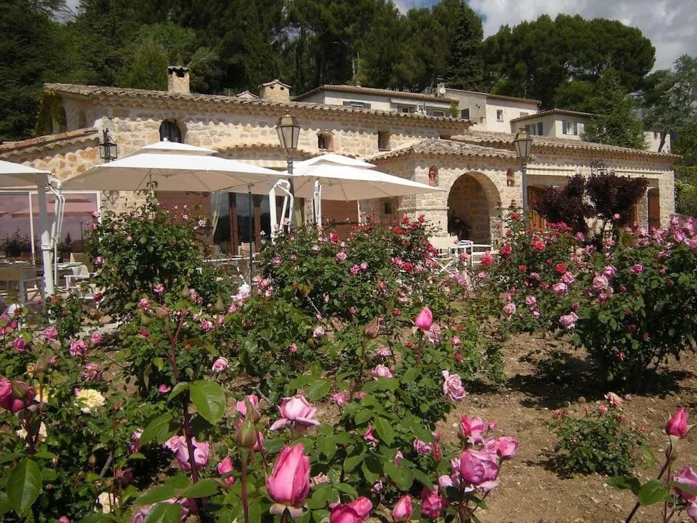 Le Castellaras - Photo 1