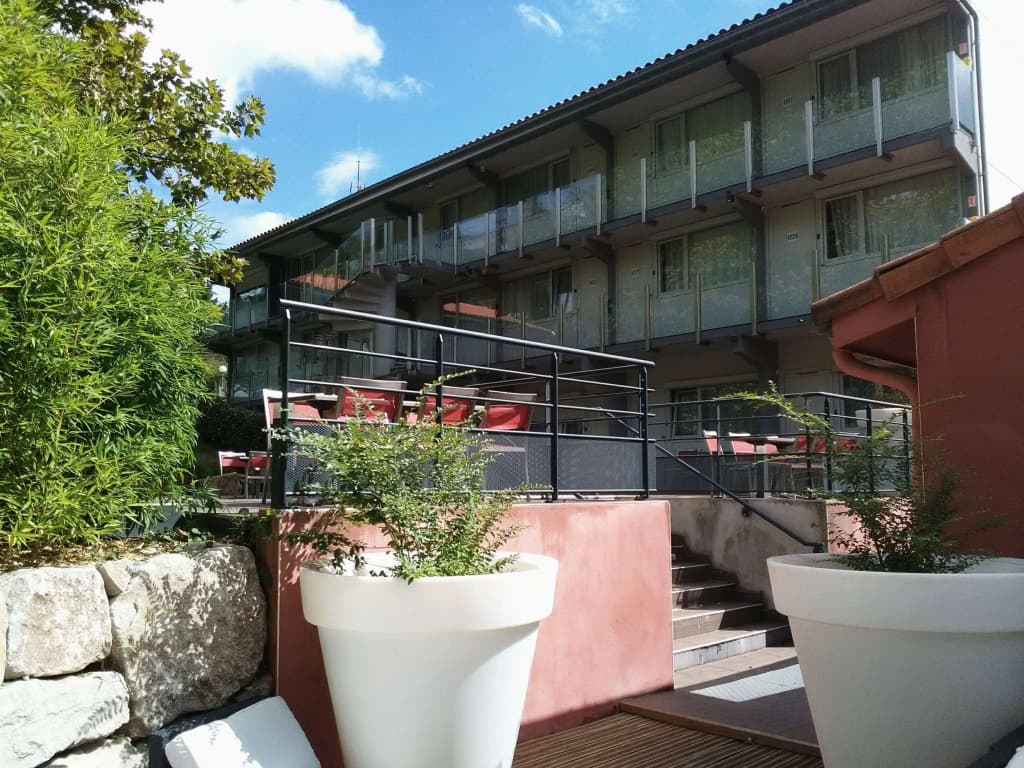 Kyriad Lyon Sud Sainte Foy - Photo 1