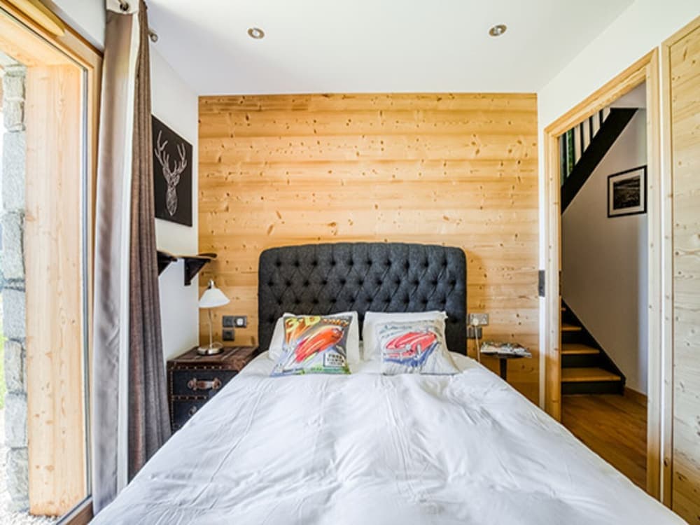Chalet in Combloux With Mont-blanc Views - Miniature 8