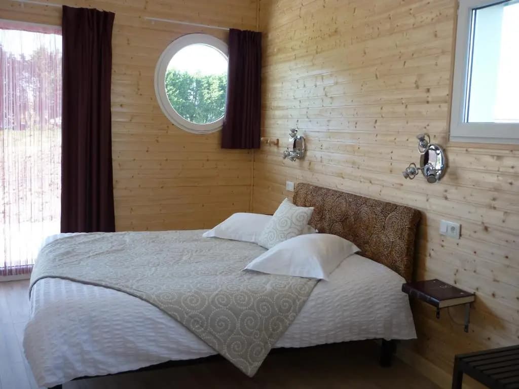 Hôtel Les Voisins Beaucemaine - Photo 4