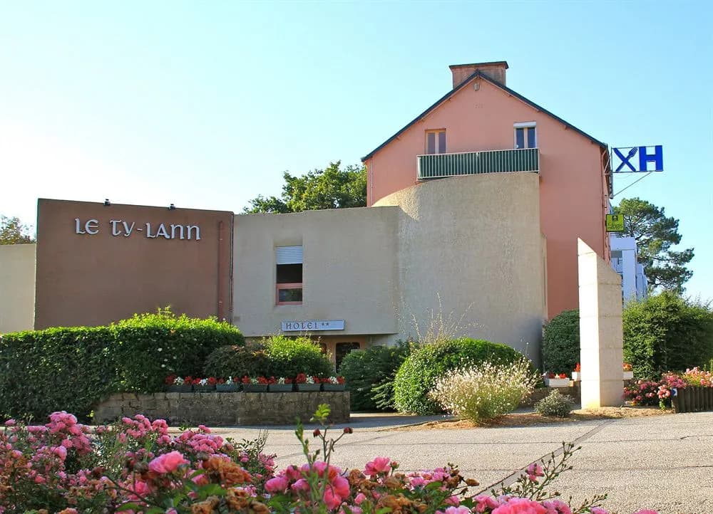 Hôtel le Ty-Lann - Photo 1