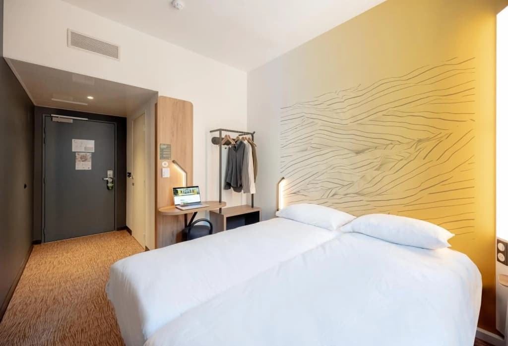 B&B HOTEL Toulon Centre Gare - Miniature 6