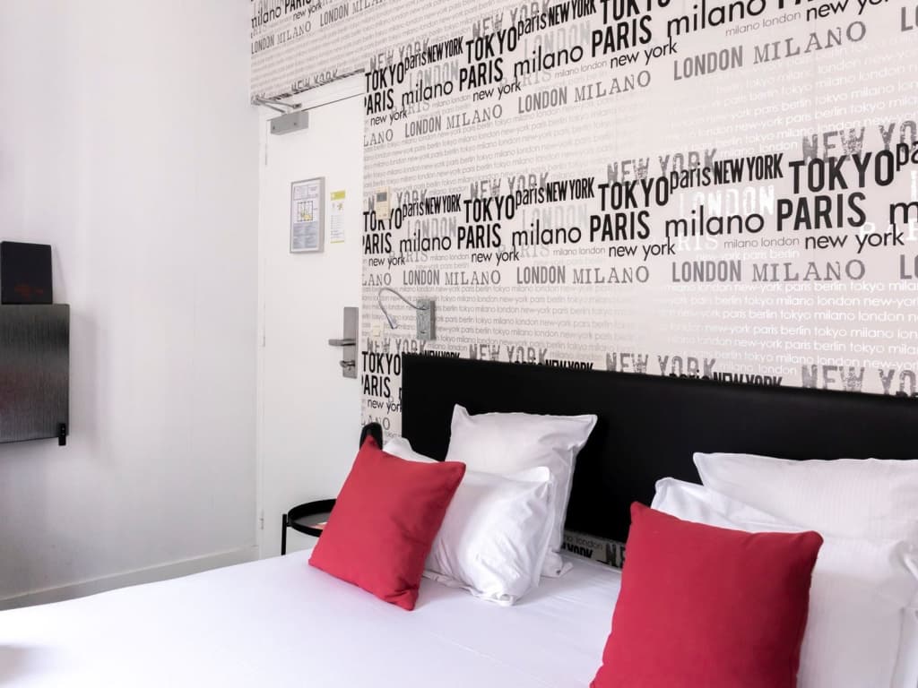 Porte de Versailles Hotel - Photo 4