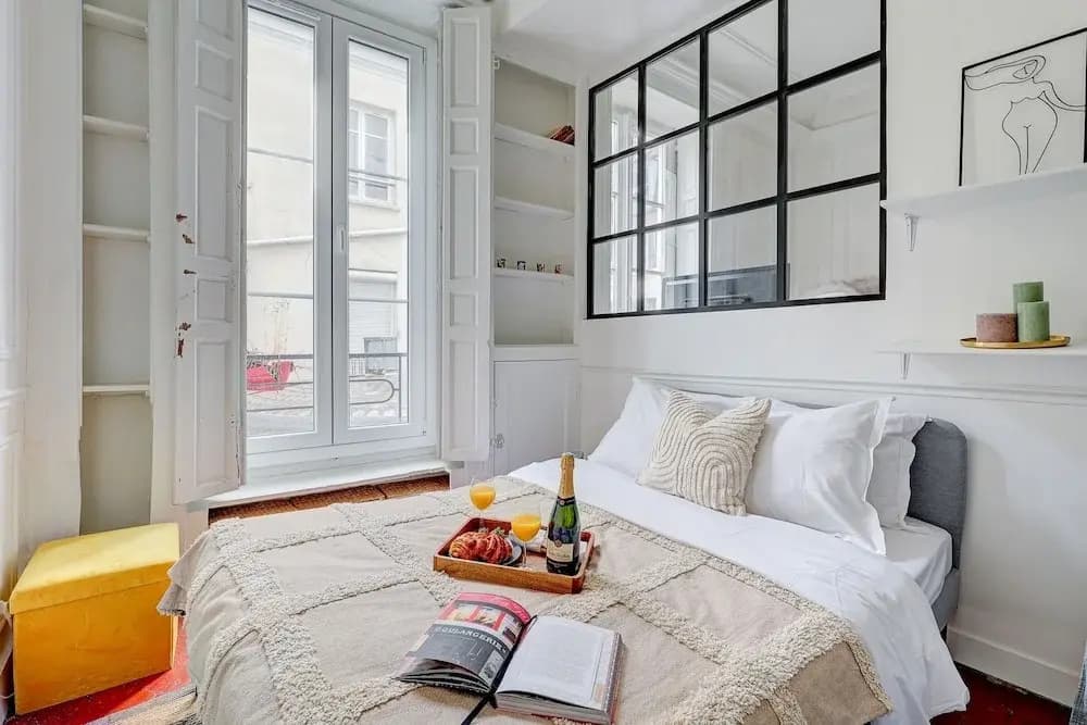 Chic 1BR Flat - Le Marais Charm - Photo 2