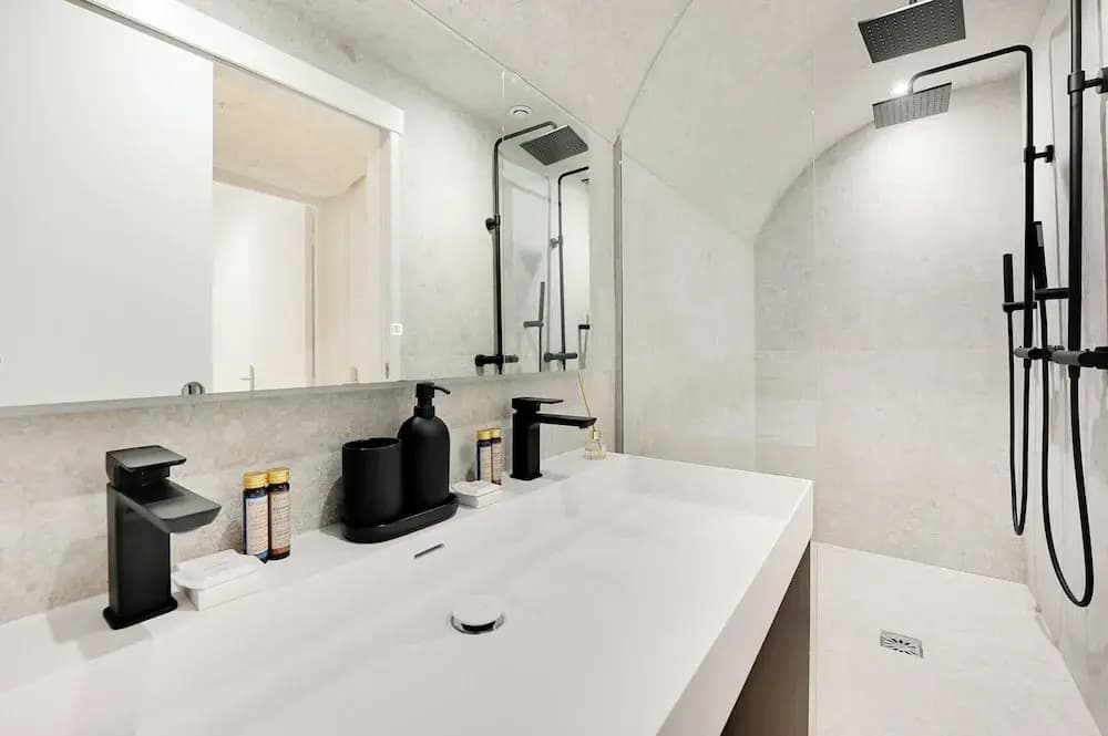 Charming Apartment - 3br/8p - Sentier - Miniature 8