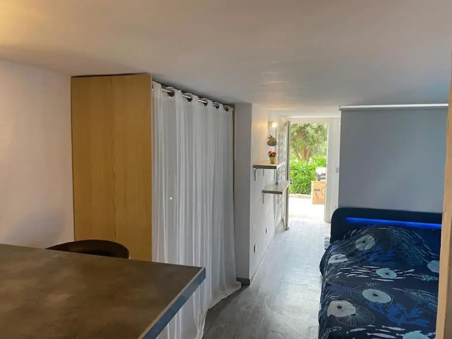 Studio rénové avec piscine proche Saint-Tropez - Photo 5