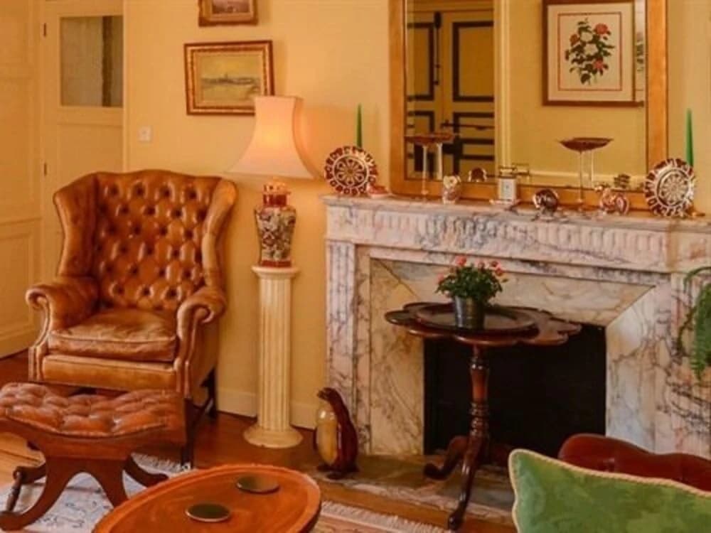 Chateau La Cour - Photo 2