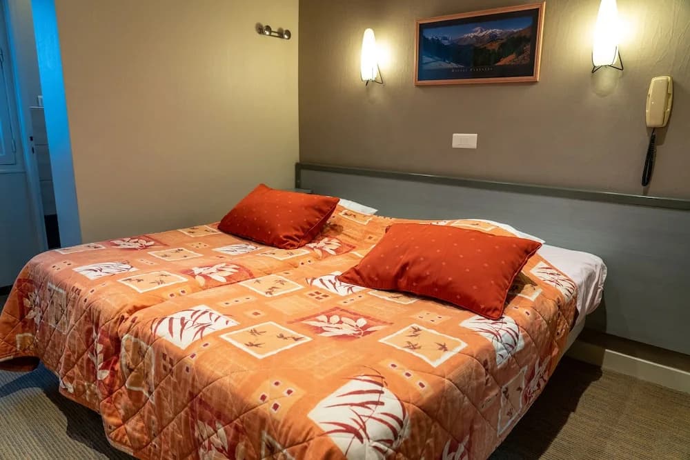 Au Primerose Hotel - Photo 5