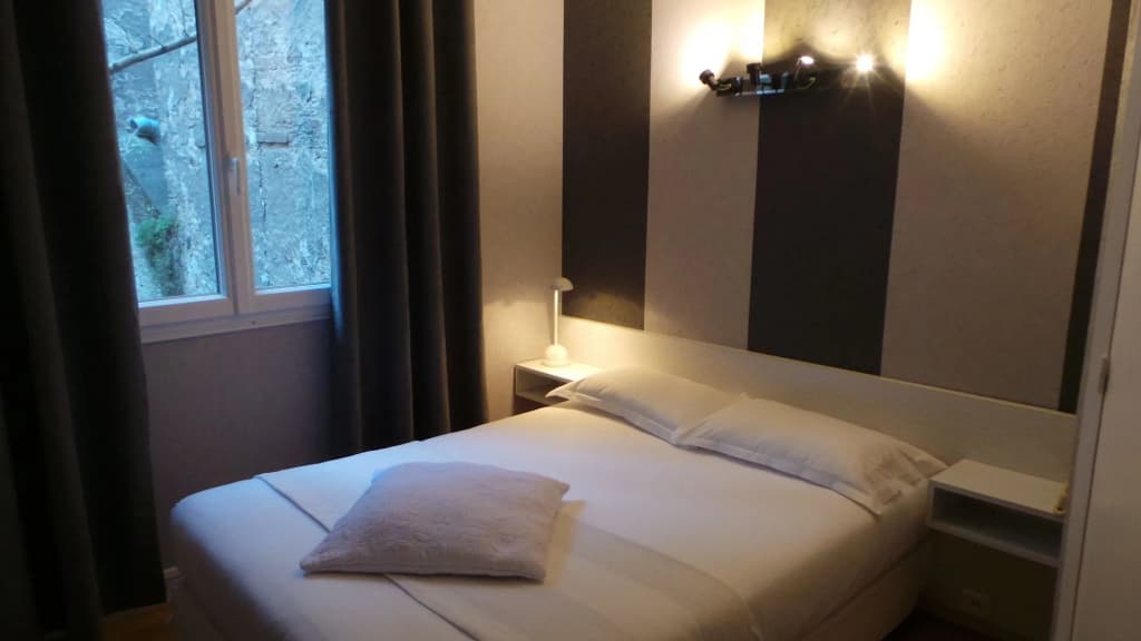 Hôtel Le Cambronne - Photo 3