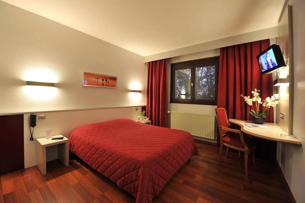 Sud Hôtel - Photo 4