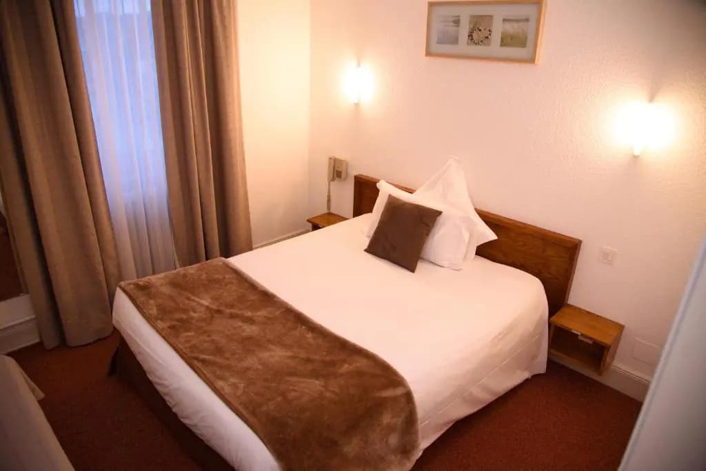 Hotel Deybach - Photo 4