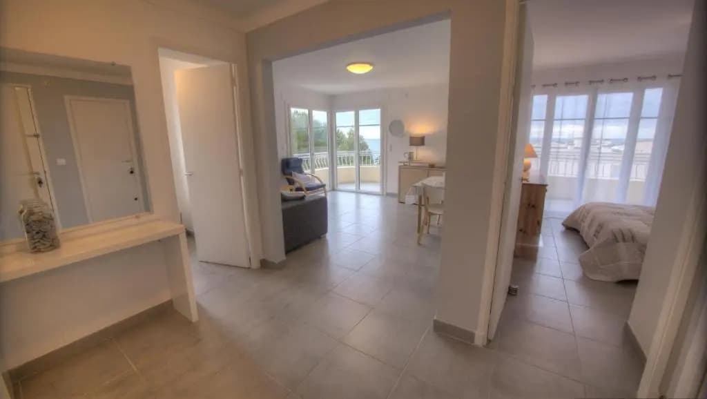 Beau 2 pièces 3 étoiles Vue Mer Garage Privé 150m plages wifi - Photo 5