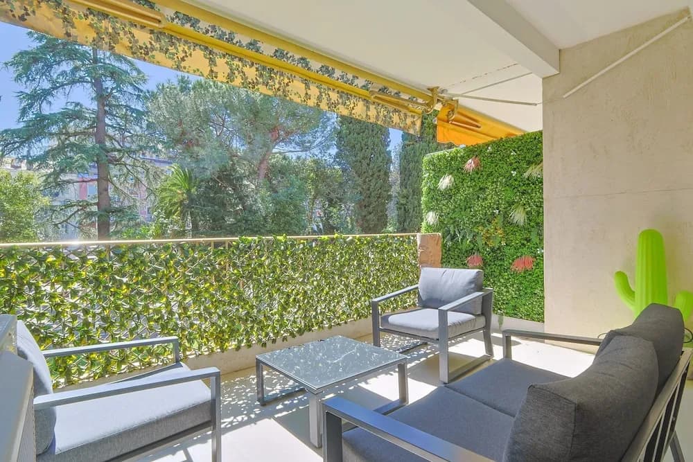 Le Jungle in Cannes With 2 Bedrooms and 2 Bathrooms - Miniature 8
