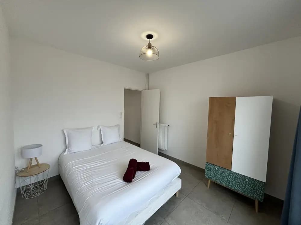 Modern Apartment for 9 in Loire - Photo 2