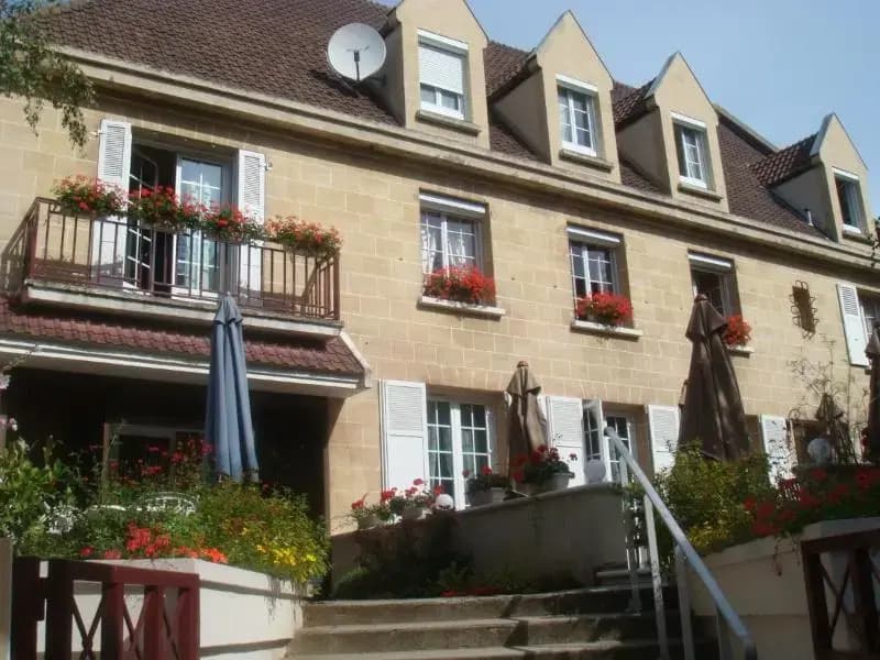 Logis Les Airelles - Photo 1