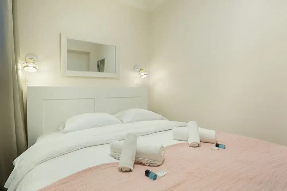Charming Apartment Center of Paris - Photo 3