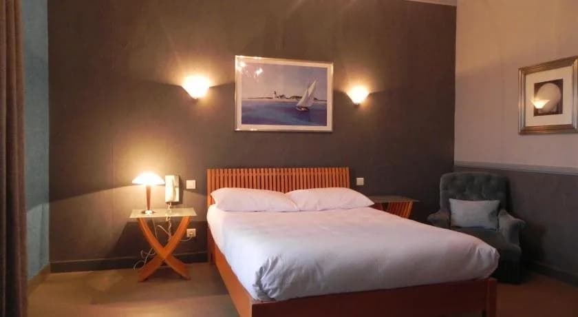 Hôtel Le Pont Napoléon - Photo 3