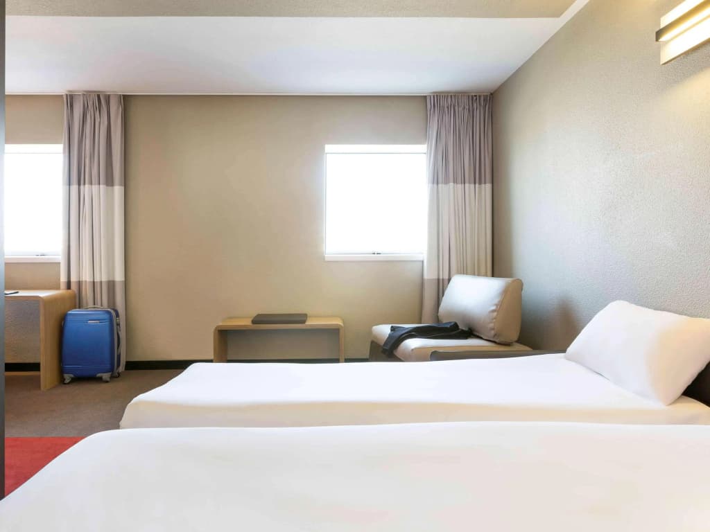 ibis Rennes Centre Gare Sud - Photo 3