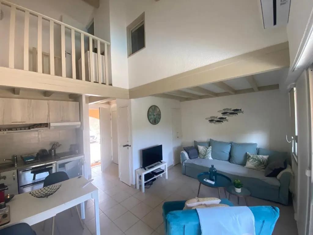 Golfe St Tropez Magique T2 duplex vue mer piscine, garage - Photo 3