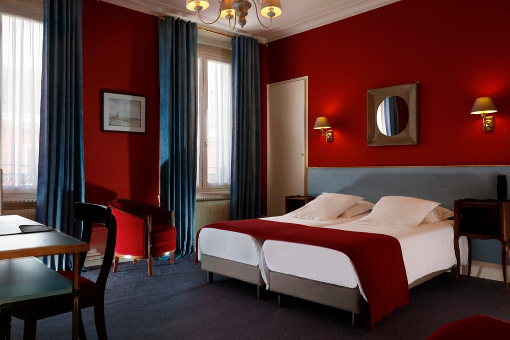 Grand Hôtel de l'Univers - Photo 3