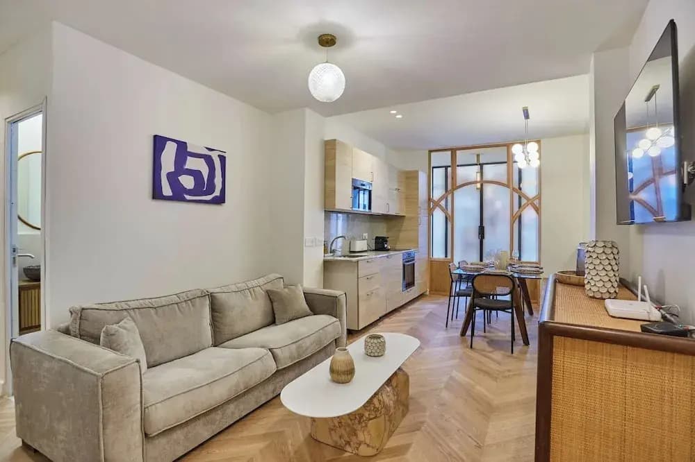 Spacious Apartment With AC - Center of Paris - Miniature 7