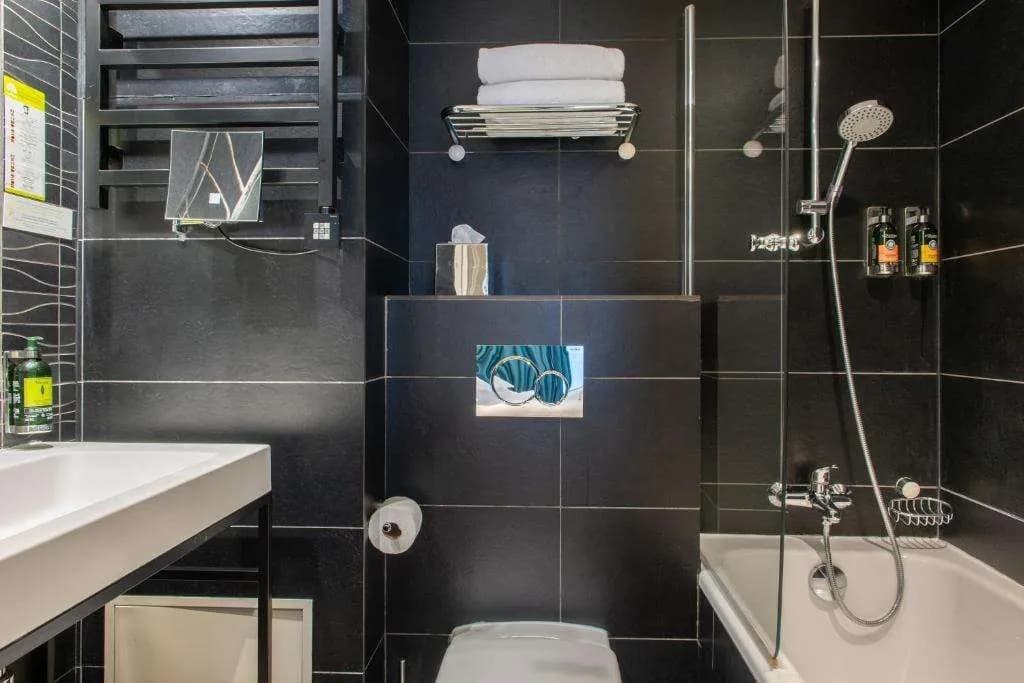 Hotel Arc Elysees - Miniature 8
