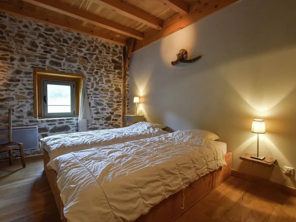 Farmhouse in Pyrenees With Pool - Photo 5